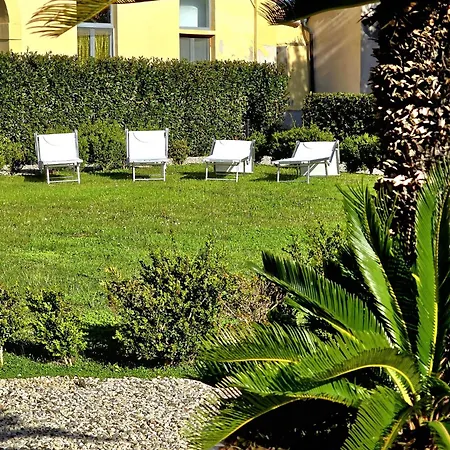 Apartmán La - Convenient For Sardinia And Corsica - 4-5 Beds -private Parking Included With Livorno