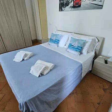 La - Convenient For Sardinia And Corsica - 4-5 Beds -private Parking Included With 아파트 *